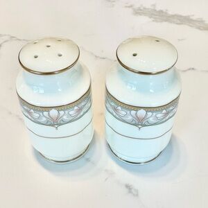 Noritake Barrymore Bone China Salt & Pepper Shakers-Pristine!